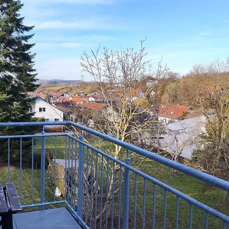 Doppel-zweibettzimmer Mit Balkon Lejlighed *