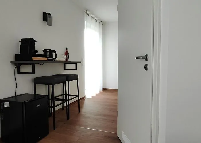 Doppel-zweibettzimmer Mit Balkon Appartement